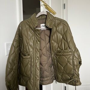 Zara Khaki Quilted Outerwear